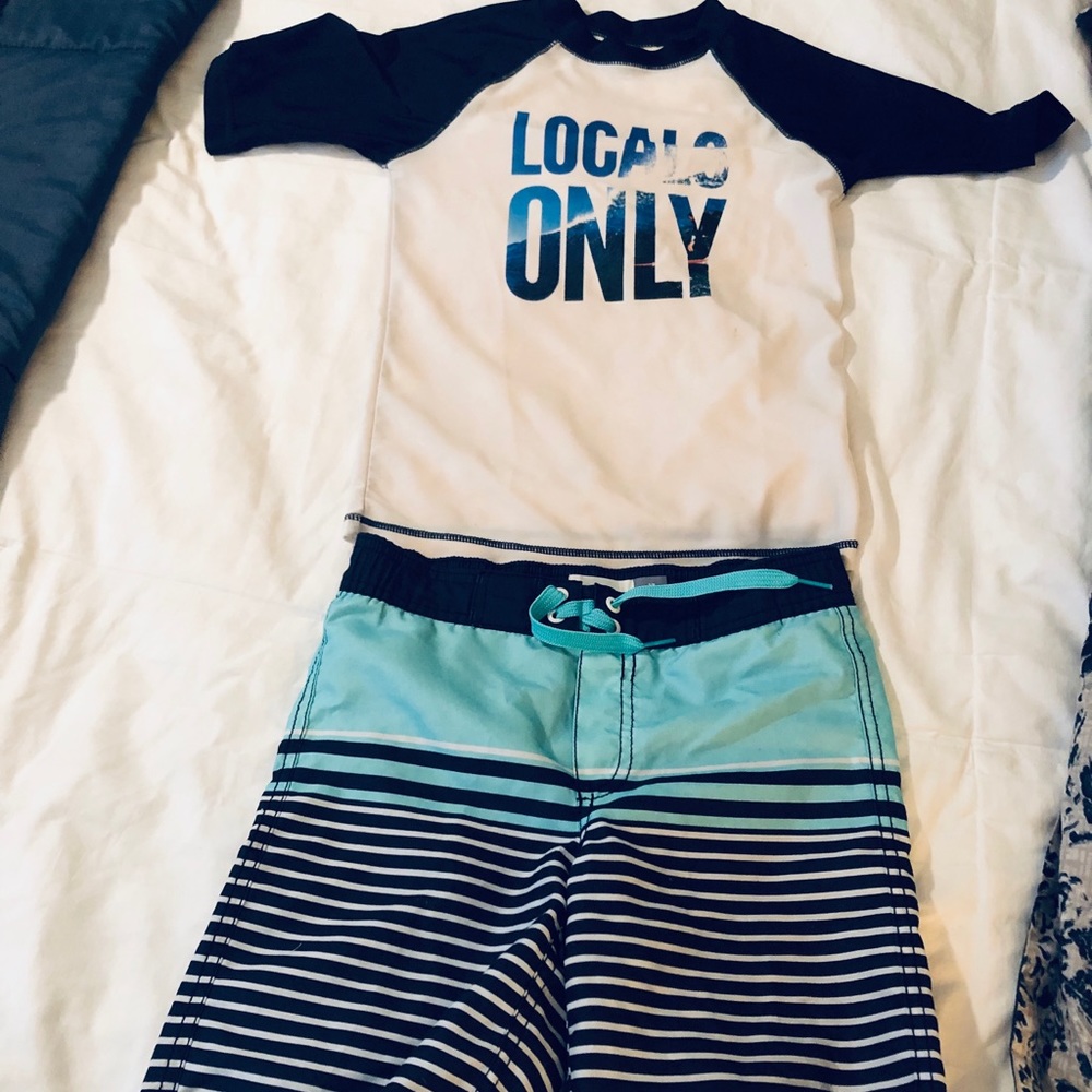 Youth boys swim trunks and swim shirt
